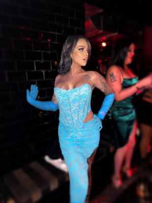 Daniela pineda  Trato De Novios activa pasiva fiestera pack de horas 